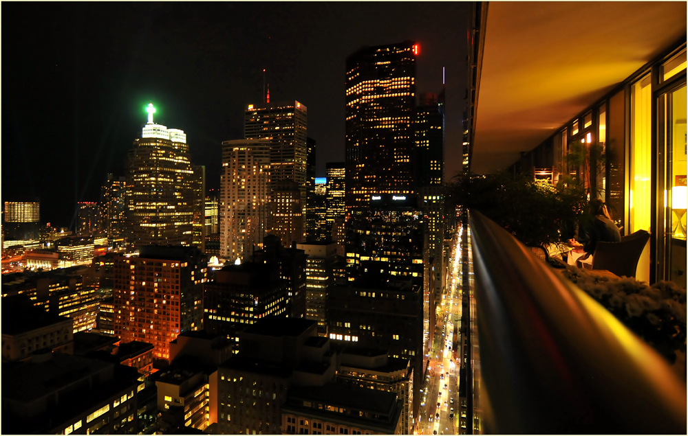 Balkon mit Aussicht ... (2)