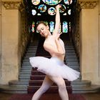 Ballerina im Schloss (II)