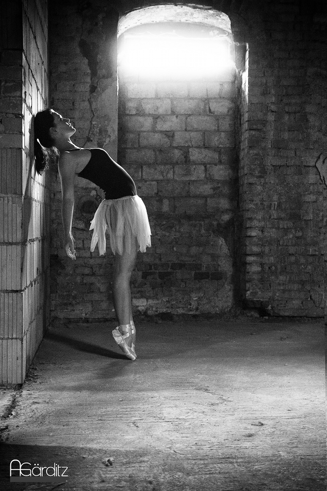 Ballerine stehend