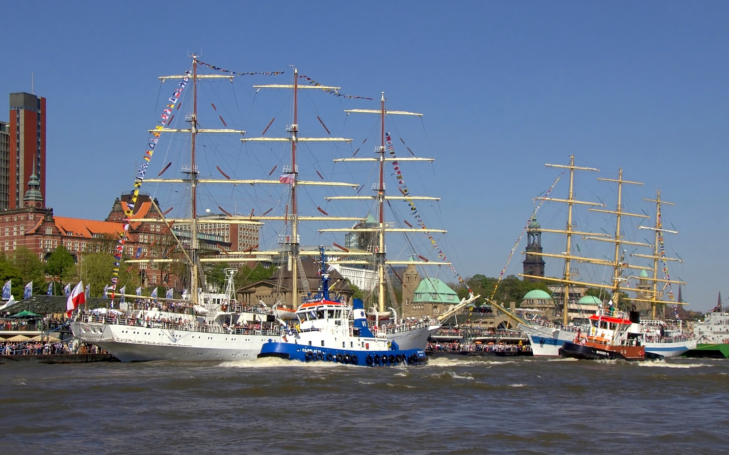 Ballerinen im Vorbeitanz