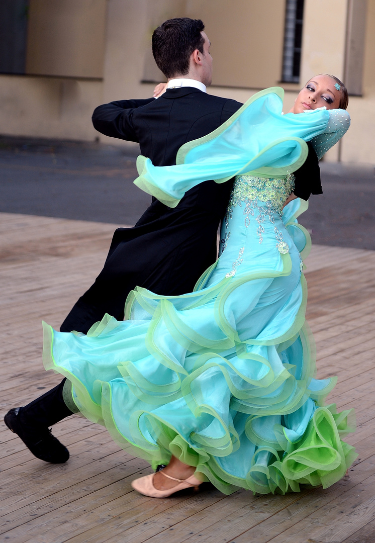 Ballerini Di Ballo Liscio Foto Immagini Spettacolo Danza Ritratti Foto Su Fotocommunity