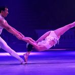 Ballet on shoulder - Akrobatik Ballett - Feuerwerk der Turnkunst 2016 9453