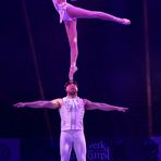 Ballet on shoulder - Akrobatik Ballett - Feuerwerk der Turnkunst 2016 9498
