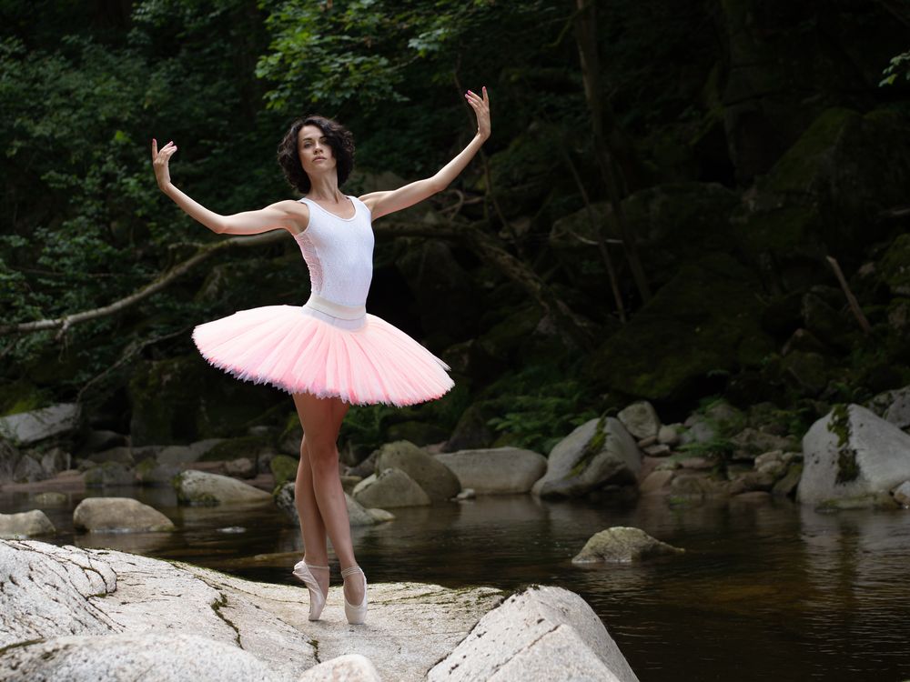 Ballet on the rocks 2