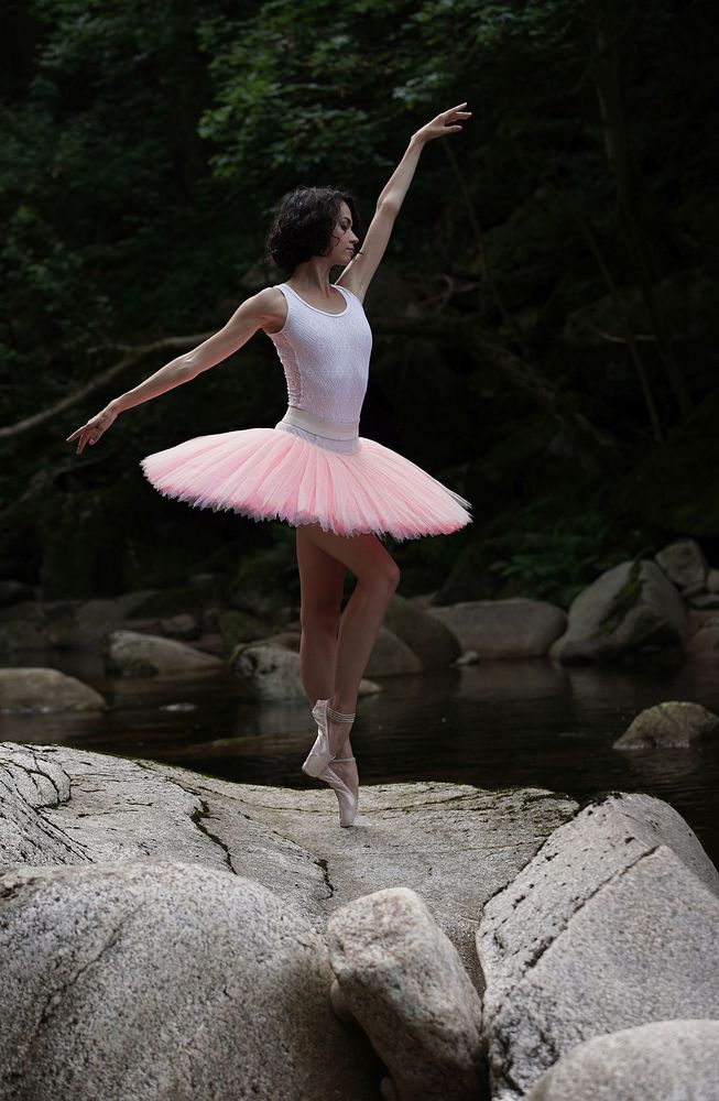 Ballet on the rocks