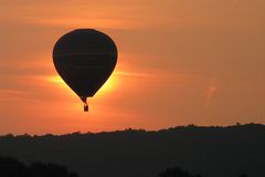 Ballon bei Sonnenuntergang