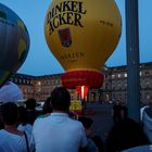 Ballon Glowing im Schlosshof