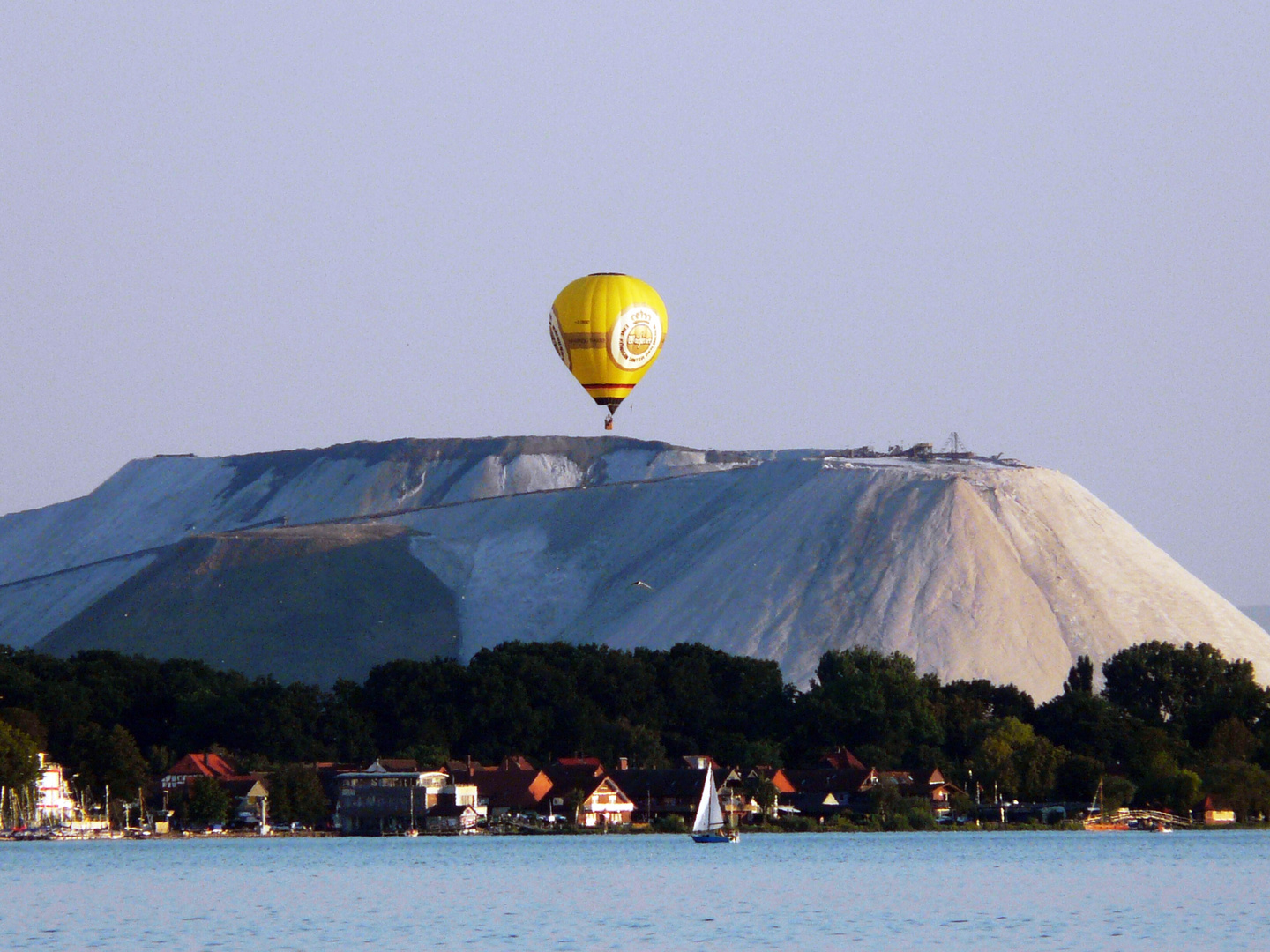 Ballon über dem Kalimandscharo!