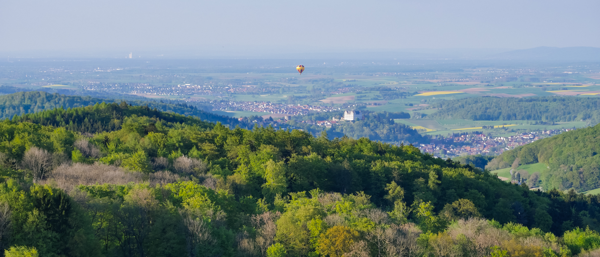 Ballon über Schloß Lichtenberg Odenwald 2016