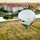 Ballon vor Schloss Hartenfels/ Torgau