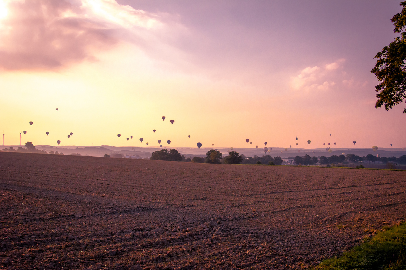 Ballonfahrer bei der Montgolfiade in Warstein