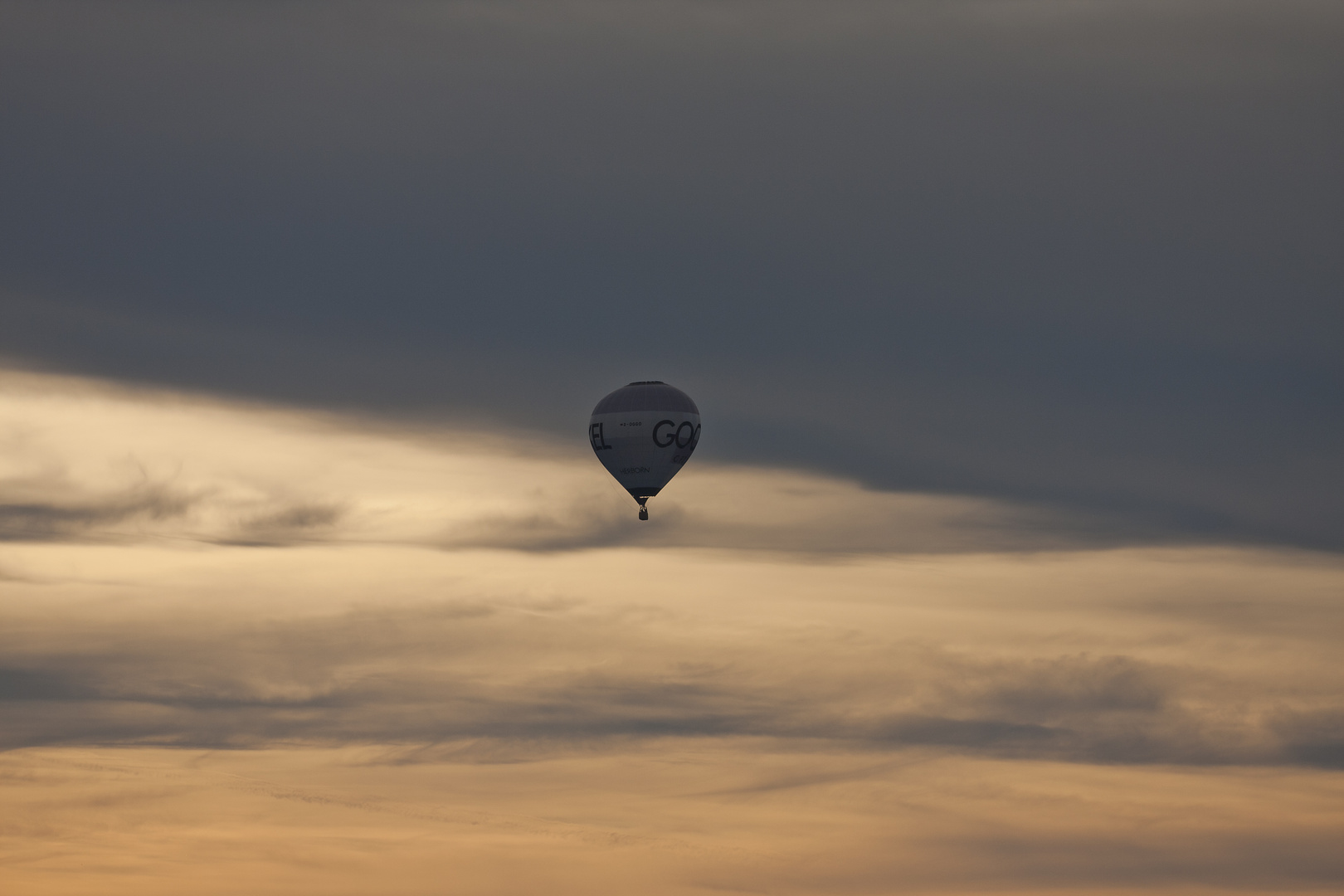 Ballonfahrt - Blickkontakt