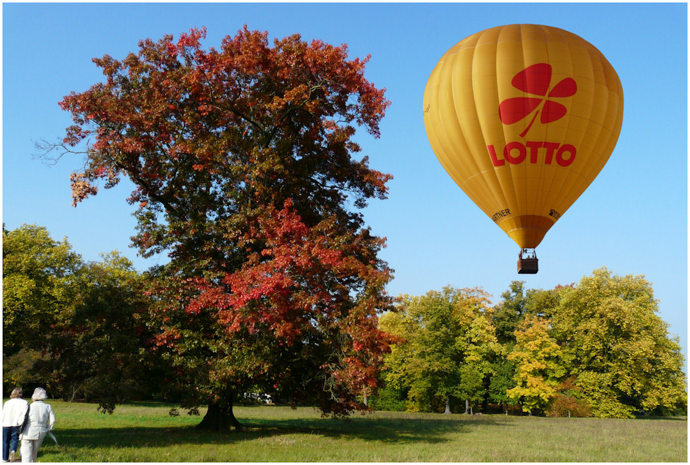 Ballonfahrt in den Herbst
