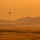 Ballonfahrt in den Sonnenaufgang