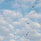 Ballonfahrt in den Wolken