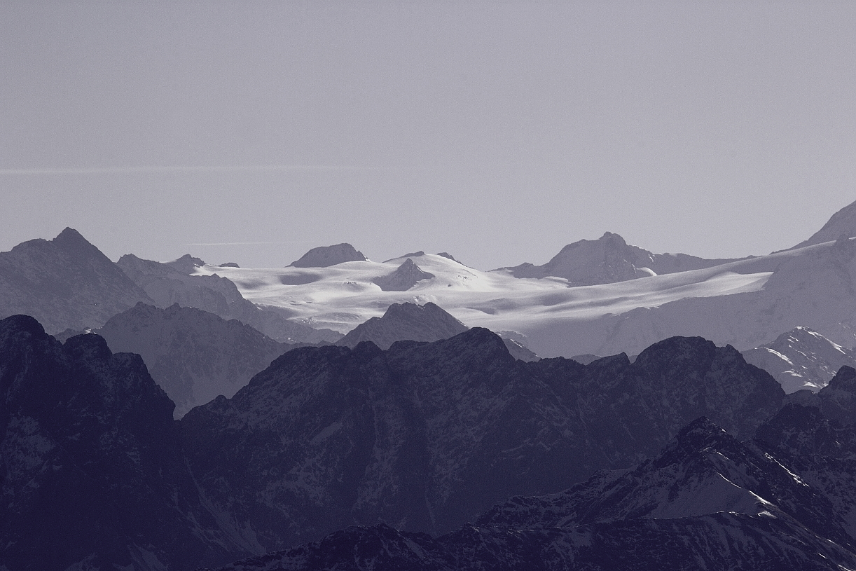 Ballonfahrt mit OE-SLB - 22 12 16 - Berge  in Eis