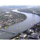 Ballonfahrt ber Bonn am Rhein mit Blick auf den Posttower und das Siebengebirge, 8.10.06, 17:21 Uhr