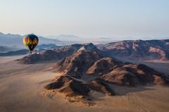 Ballonfahrt über der Namib Naukluft Wüste