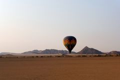 Ballonflufg in der Namib