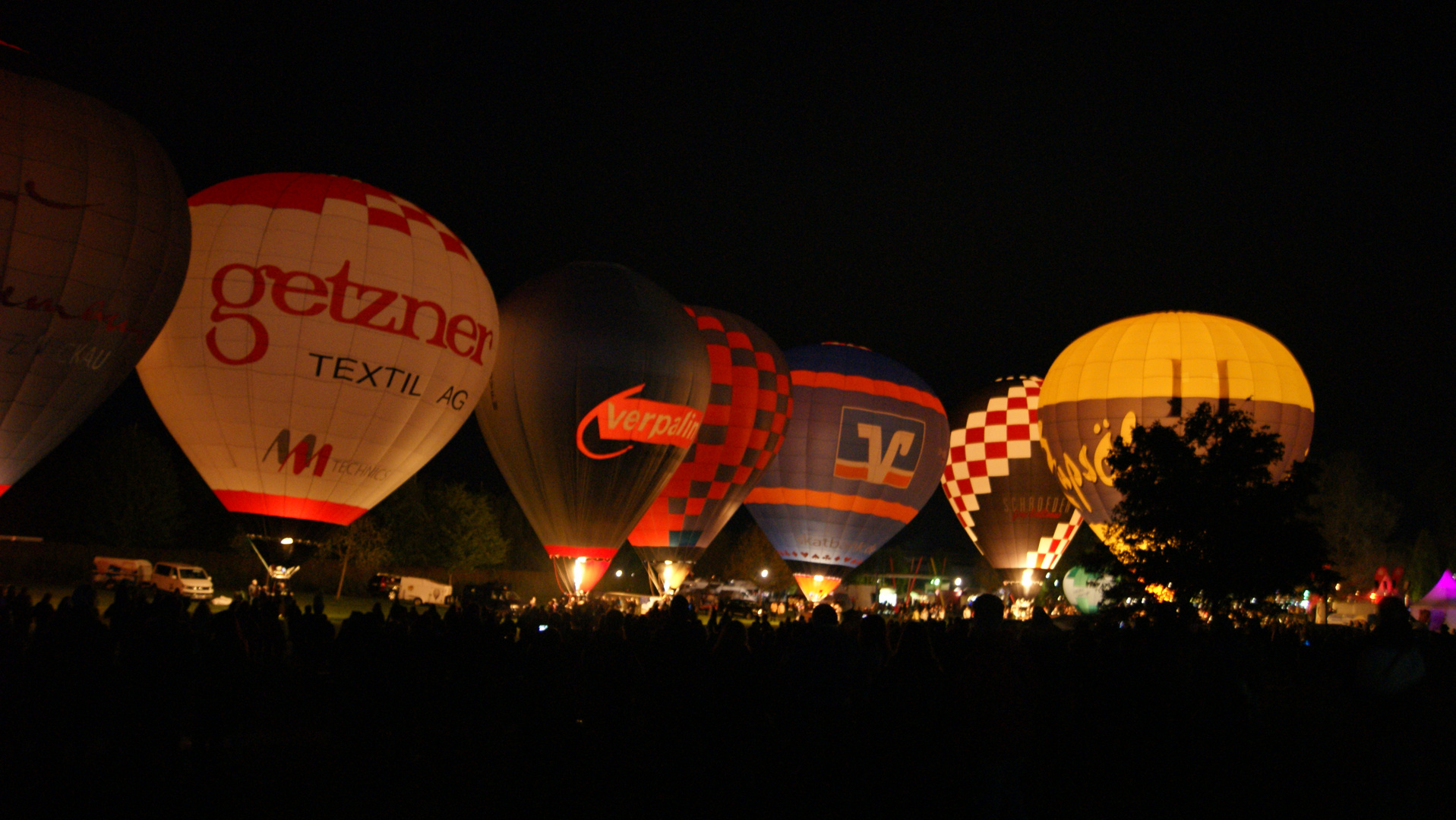 Ballonglühen beim Hofwiesenparkfest in Gera am Samstag,den 04.05.2019