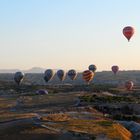 Ballons im Rudel kurz nach Sonnenaufgang