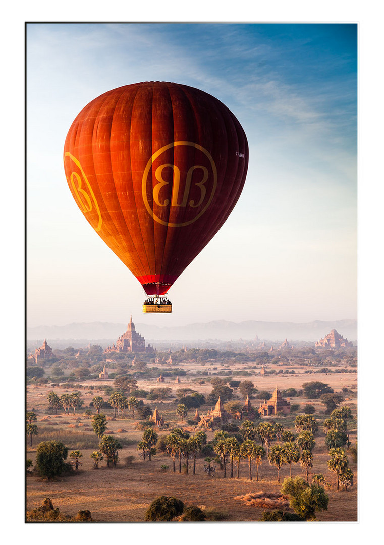 Balloon over Bagan