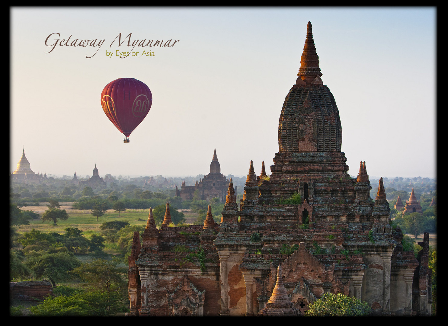 Balloon over Bagan