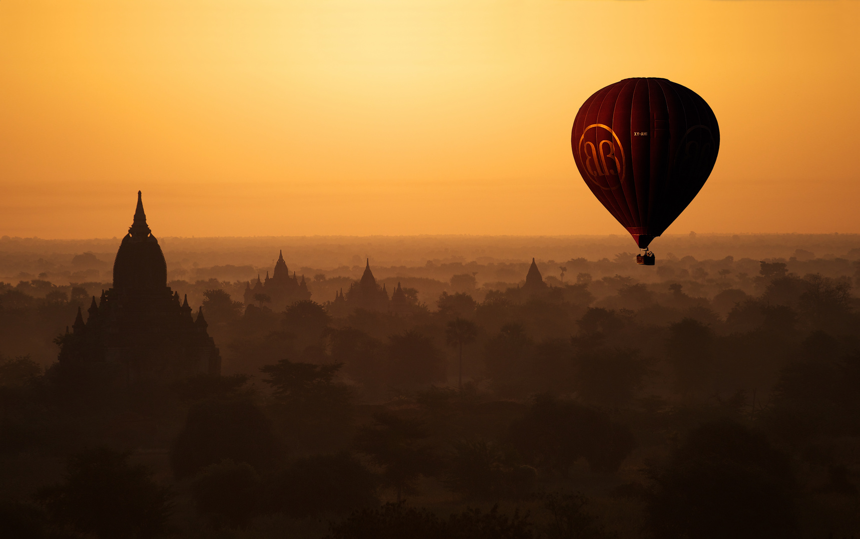 Balloon Over Bagan, Myanmar 2012