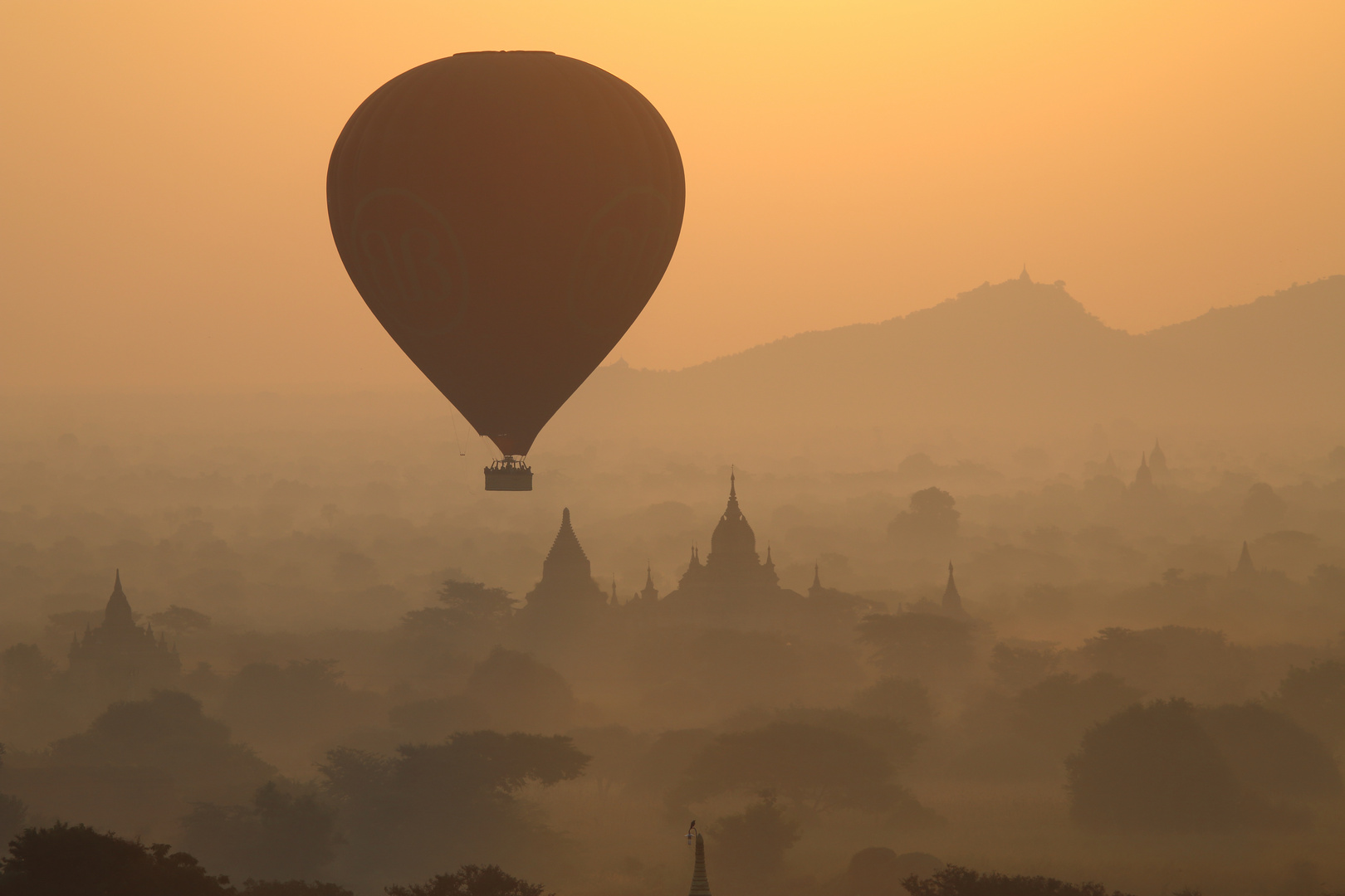 Balloon over Bagan - Sunrise