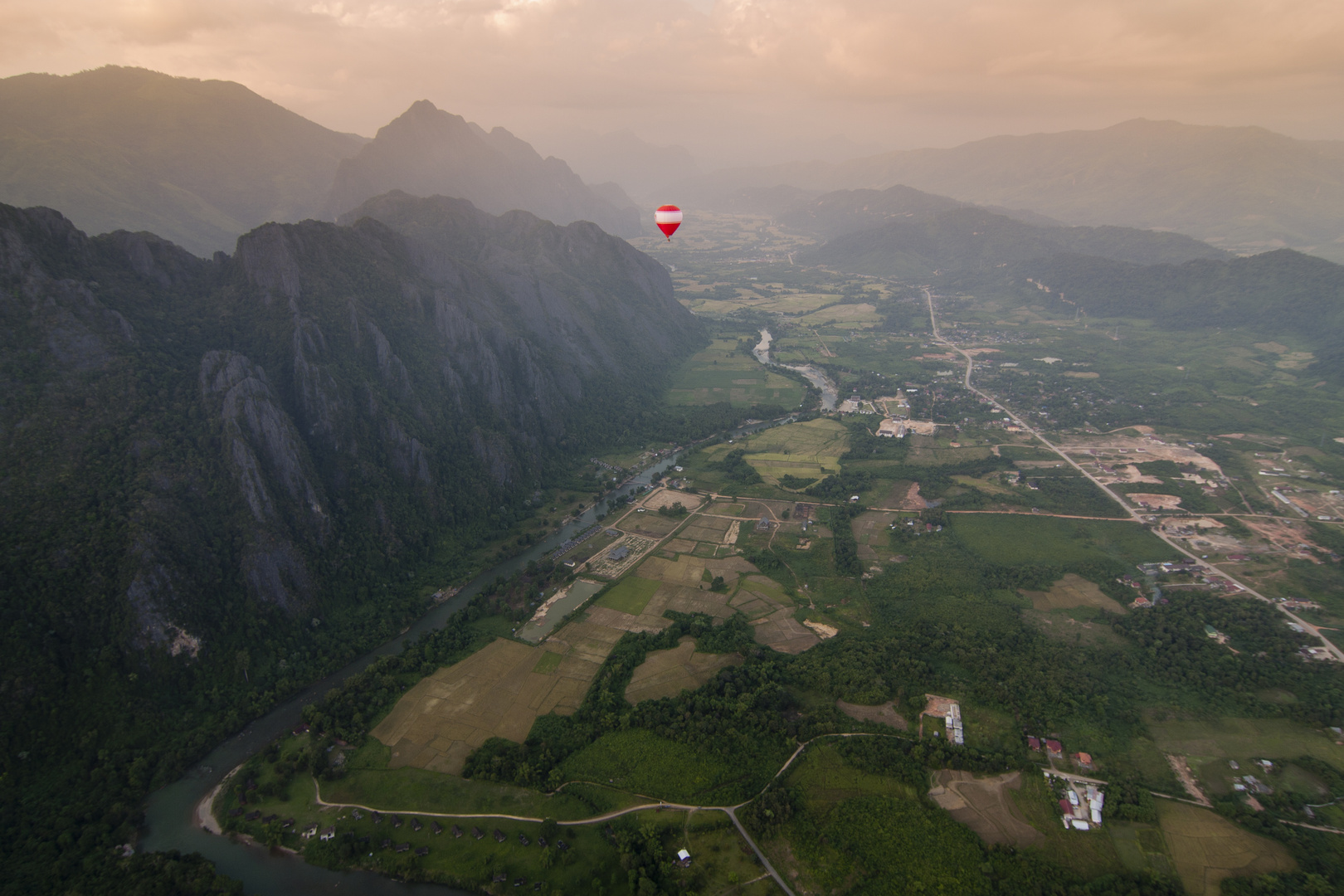 Ballooning in Vang Vieng