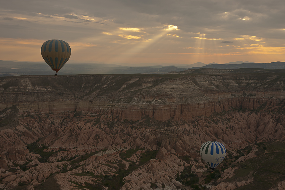 balloons & clouds