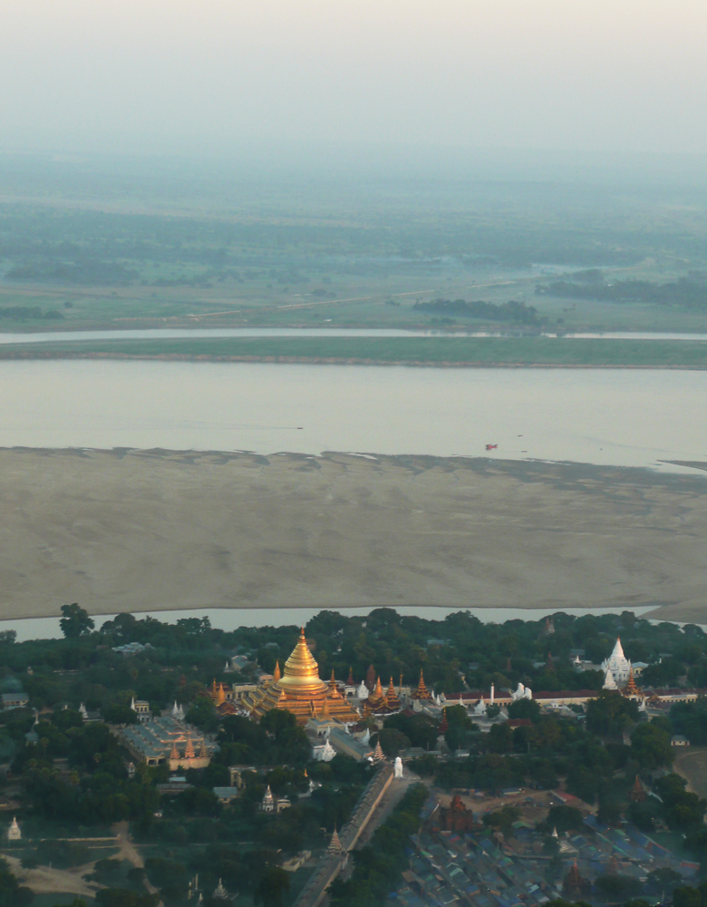 Balloons over Bagan 4