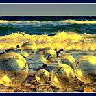 Balls on the Baltic Sea   (Bälle an der Ostsee)
