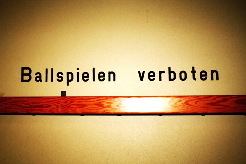 | ballspielen verboten |