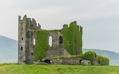 Ballycarbery Castle