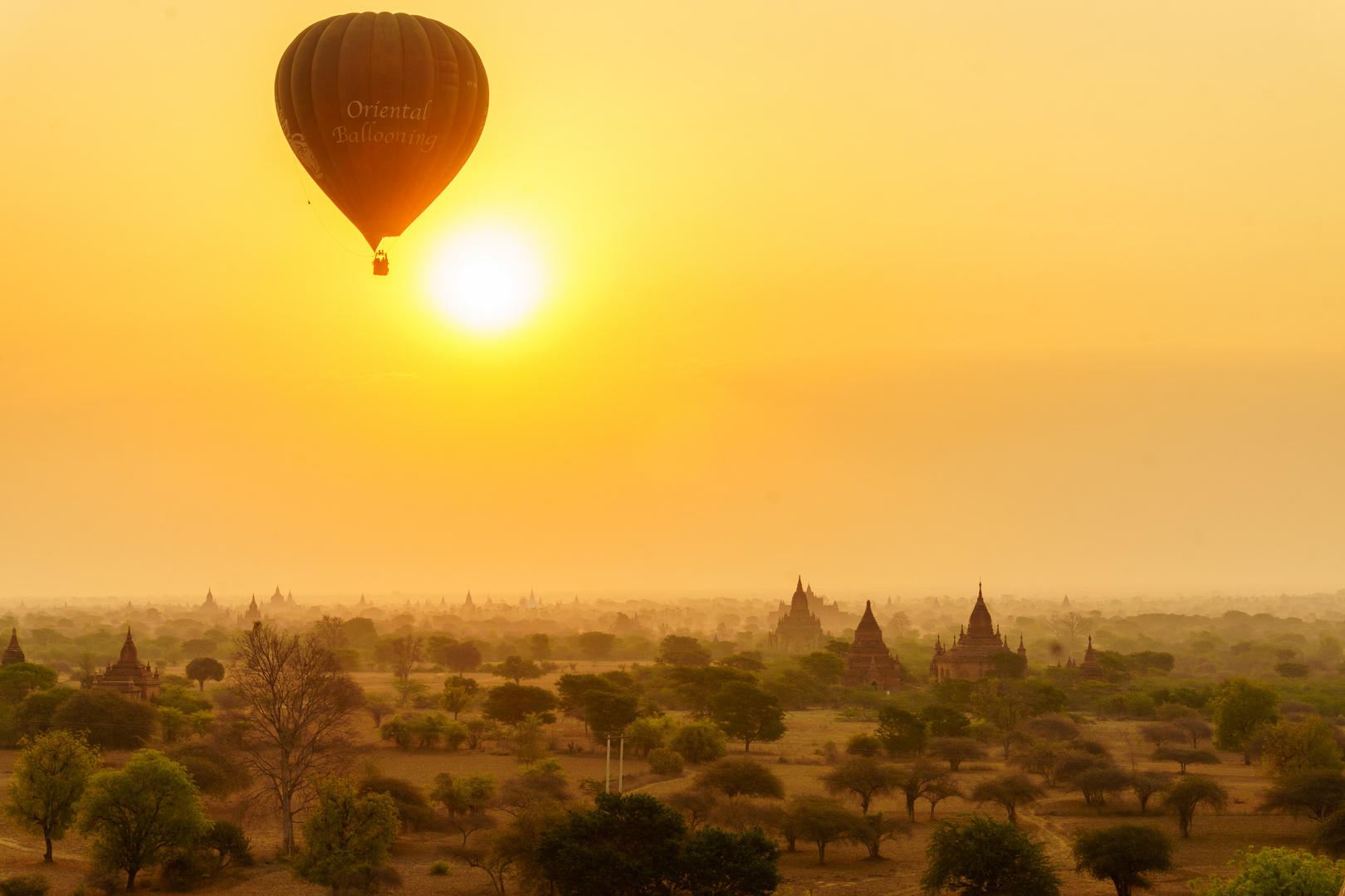 Baloons over Bagan