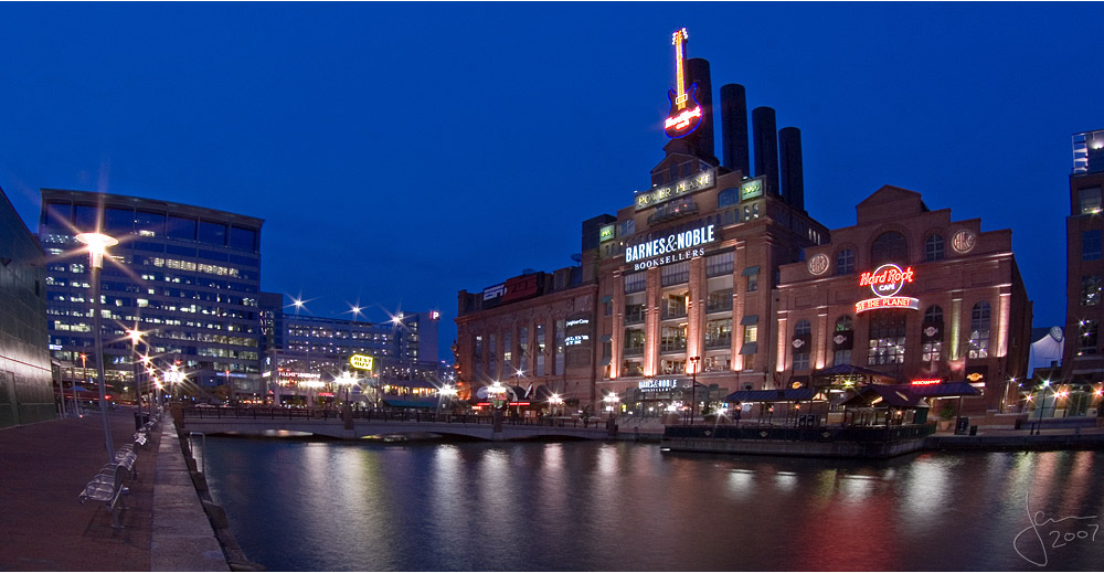 Baltimore - Inner Harbour Pier