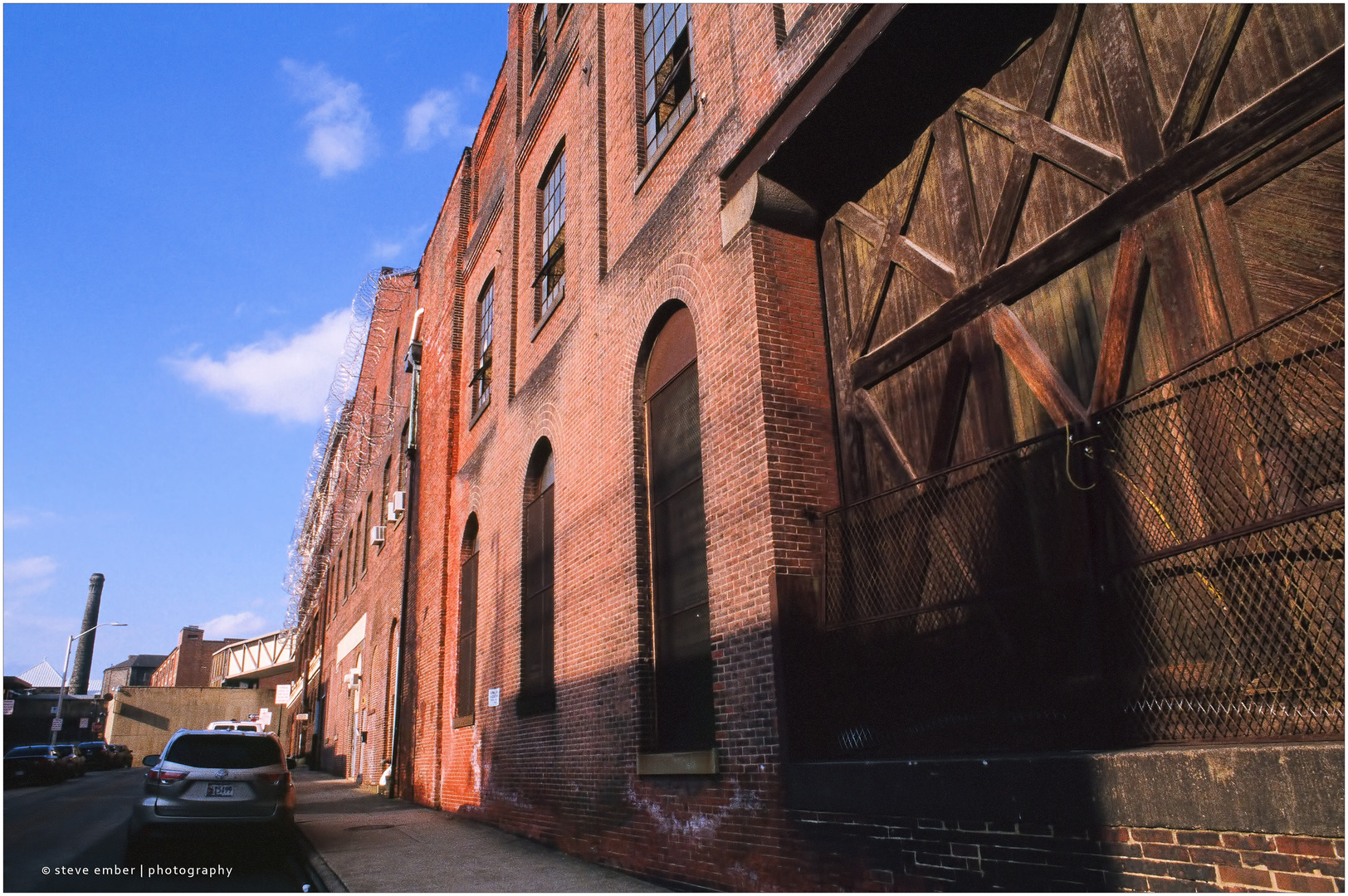 Baltimore No.4 - Old Brick, Seasoned Wood 