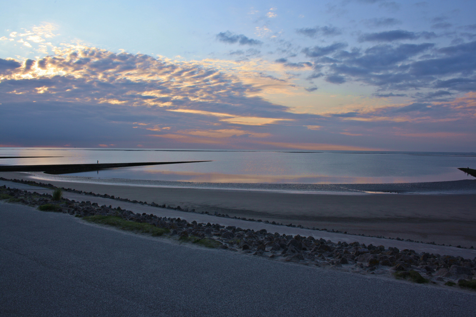 Baltrum, bewölkter Sonnenuntergang