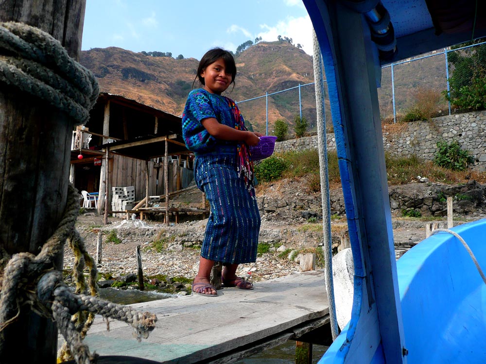 Bambina a Panajachel (Guatemala)