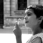Bambina a Piazza Duomo