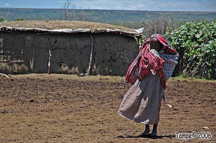 Bambina Maasai
