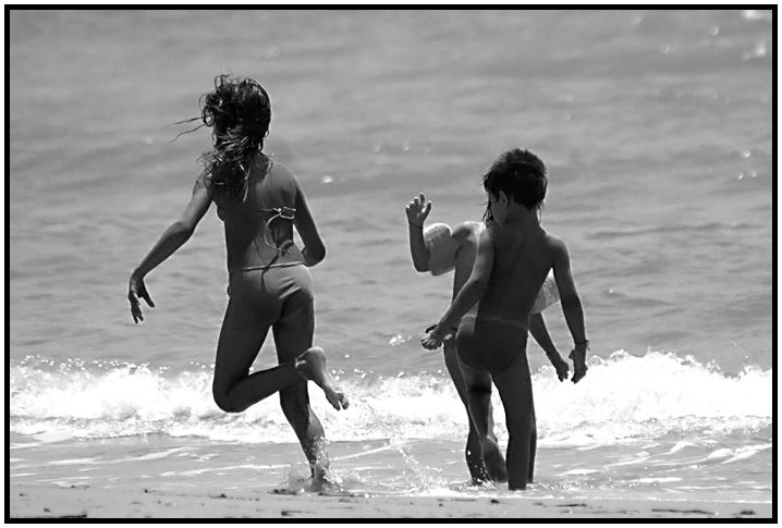 Bambini sulla spiaggia