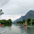 Bambus-Flossfahrt auf dem Yulong-Fluss (1)