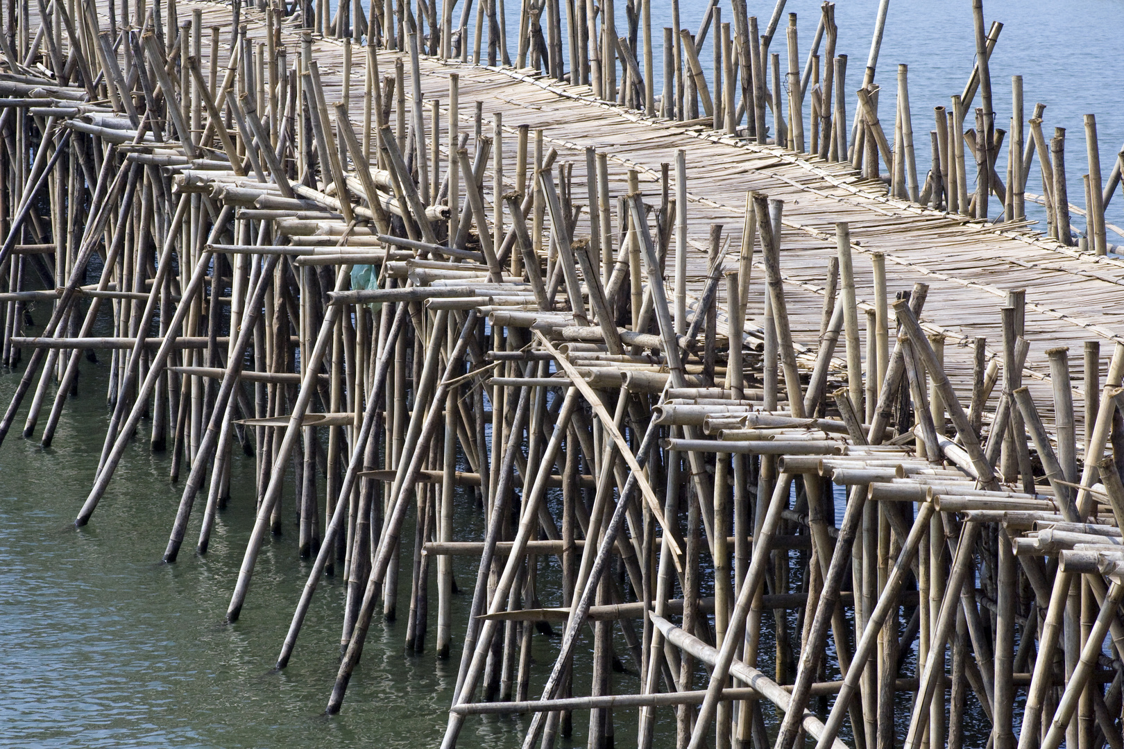 Bambusbrücke am Mekong