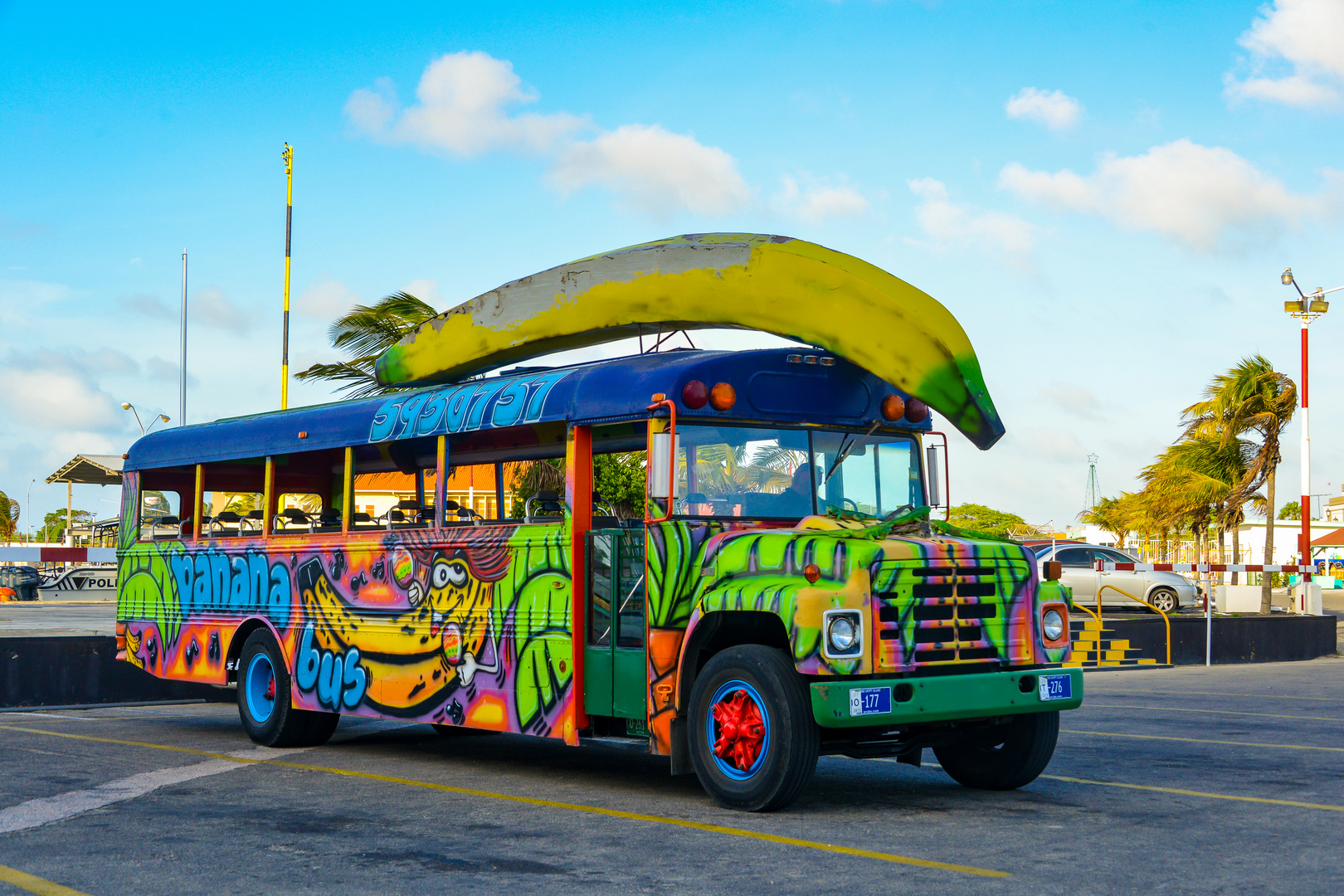 Banana Bus Foto & Bild karibik, busse, reisebus Bilder auf