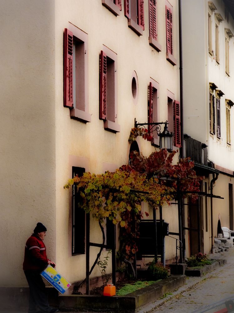 Bananenkisten gibt es auch hier... das Erste