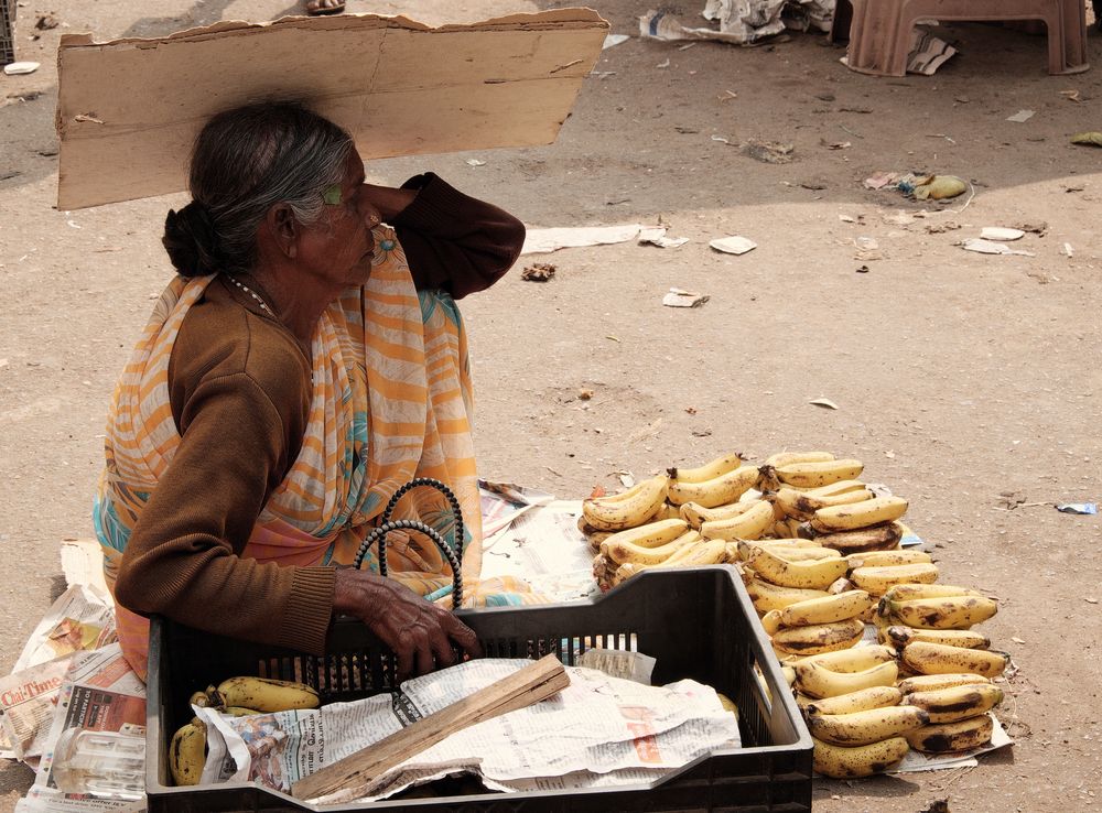 Bananenverkäuferin in Indien