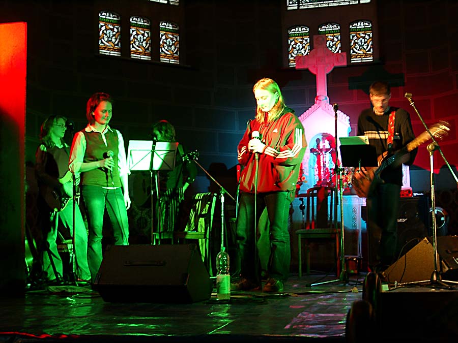 Band in Kirche