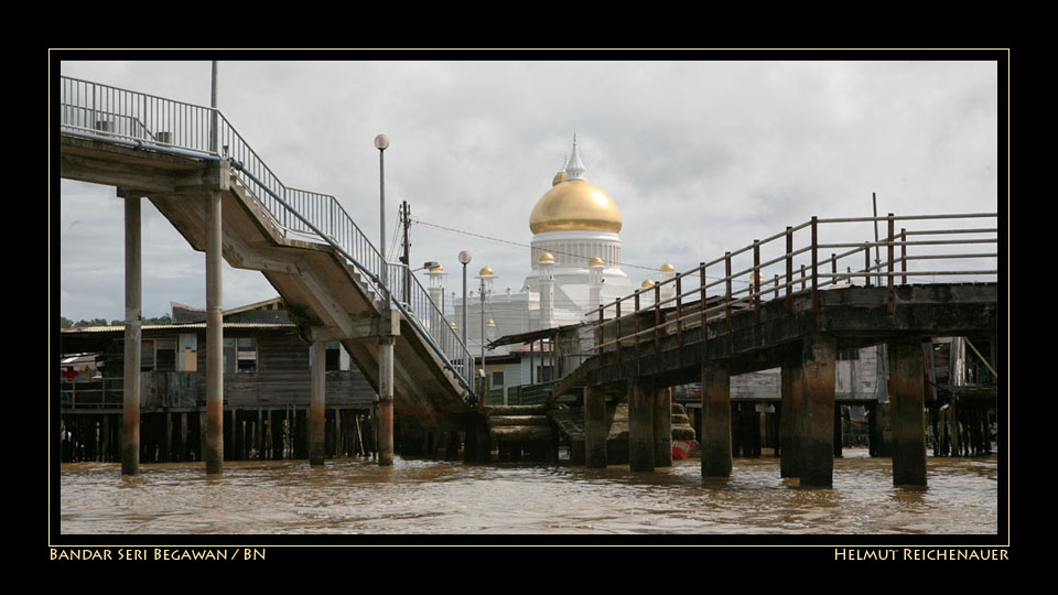 Bandar Seri Begawan, from Water Village / BN